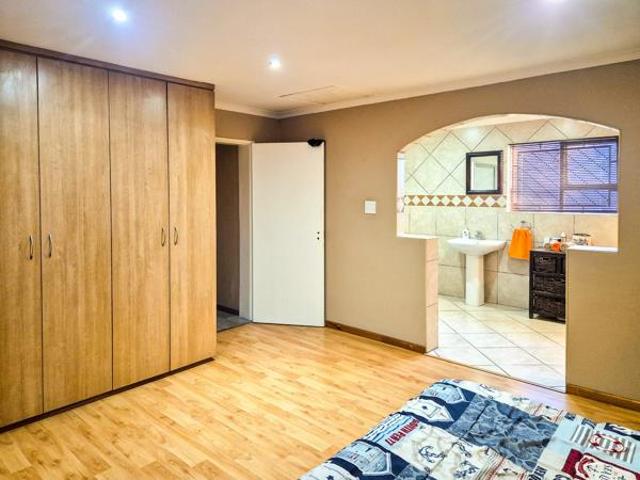 3 Bedroom House in Jagtershof