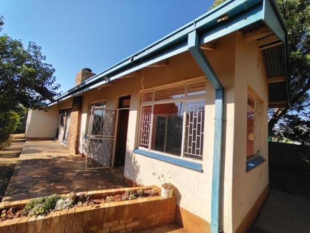 3 Bedroom House in Jan Kempdorp