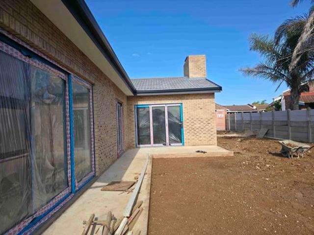 3 Bedroom House in Jeffreys Bay Central