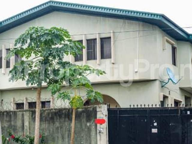 3 Bedroom House in Omole phase 1 Ojodu Lagos | House for sale in ojodu | House in ojodu | 3 Bedroom | PropertyPro Nigeria