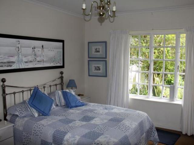 3 Bedroom House in Onder Papegaaiberg