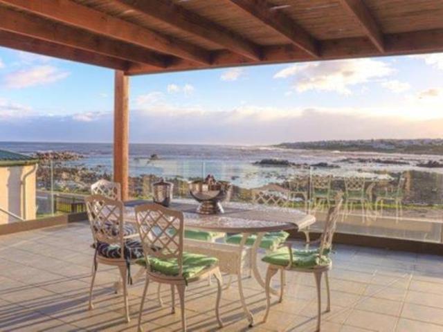 3 Bedroom House in Onrus