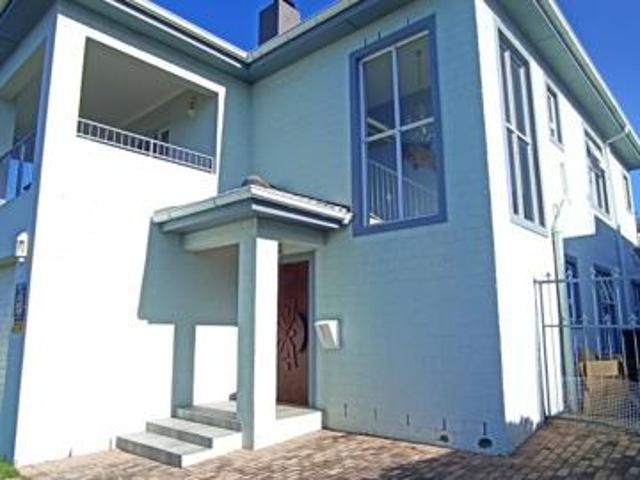 3 Bedroom House in Onrus