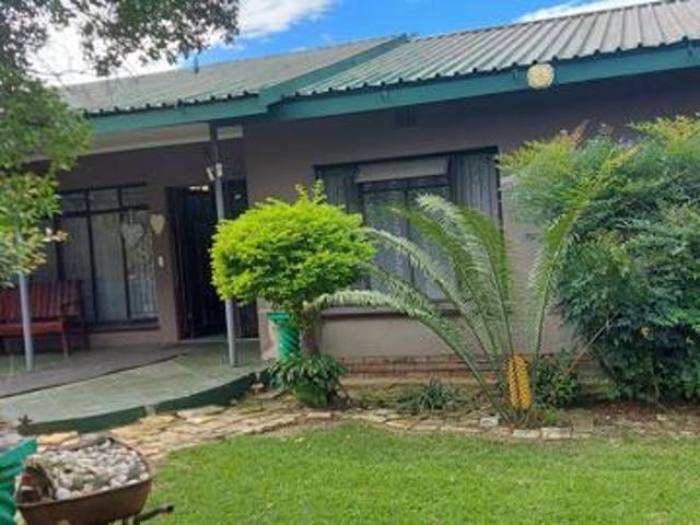 3 Bedroom House in Oos Einde