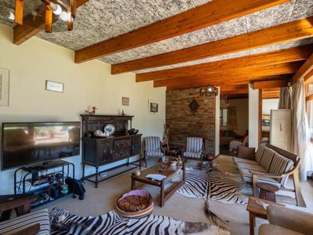 3 Bedroom House in Oatlands