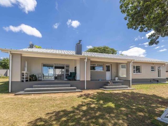 3 Bedroom House in Oatlands North