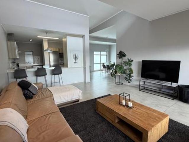 3 Bedroom House in Oaklands