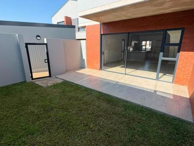 3 Bedroom House in Olympus AH