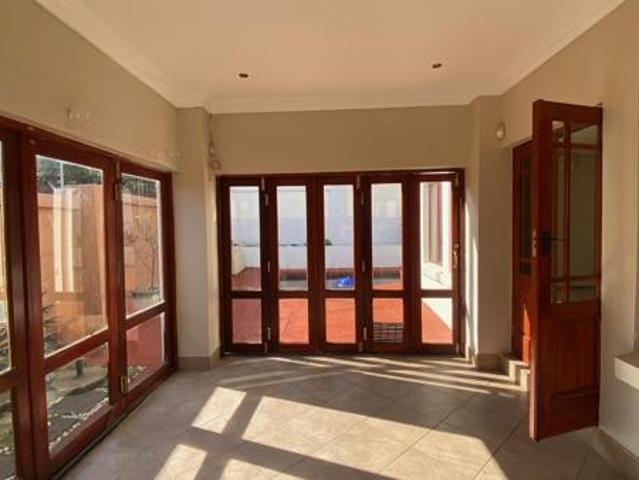 3 Bedroom House in Olympus AH