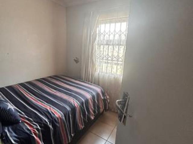3 Bedroom House in Olievenhoutbosch