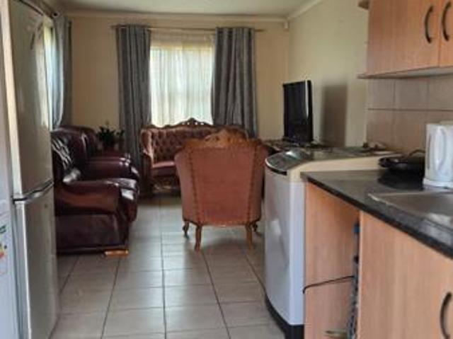 3 Bedroom House in Olievenhoutbosch
