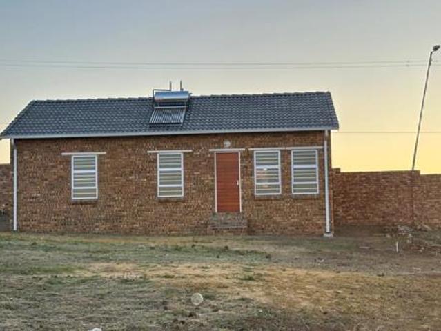 3 Bedroom House in Olievenhoutbosch