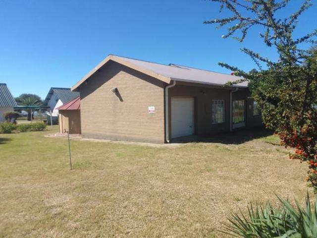 3 Bedroom House in Oranjeville