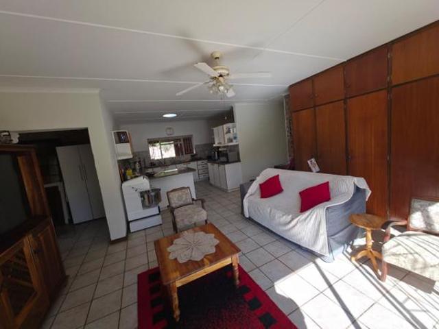 3 Bedroom House in Oudtshoorn