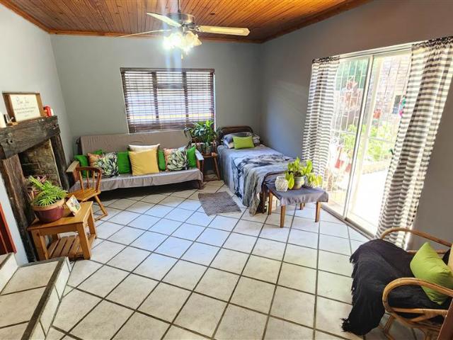 3 Bedroom House in Oudtshoorn Central