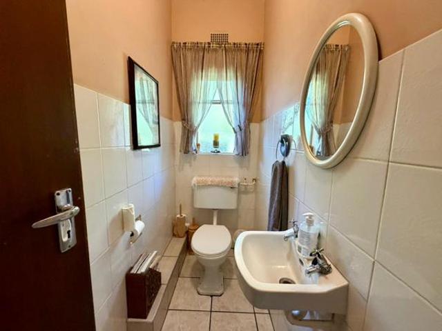 3 Bedroom House in Oudtshoorn North