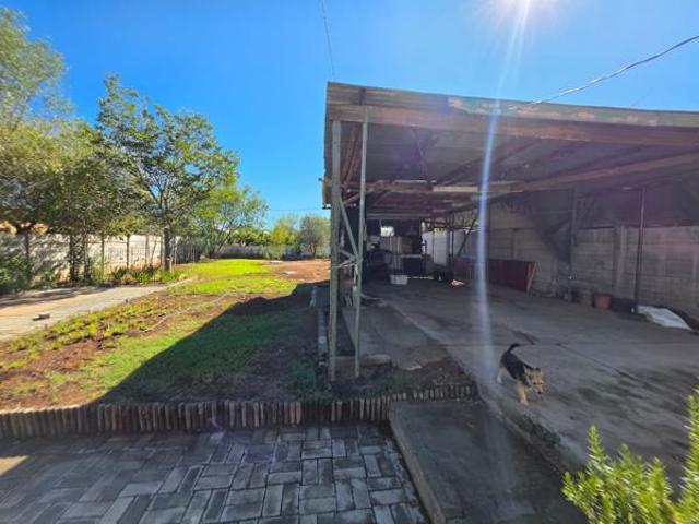 3 Bedroom House in Oudtshoorn North