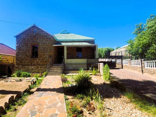 3 Bedroom House in Oudtshoorn North