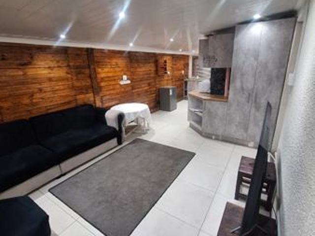3 Bedroom House in Lotus River