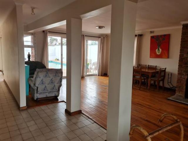 3 Bedroom House in Lotus River