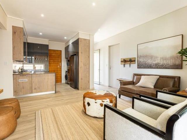3 Bedroom House in Louwlardia