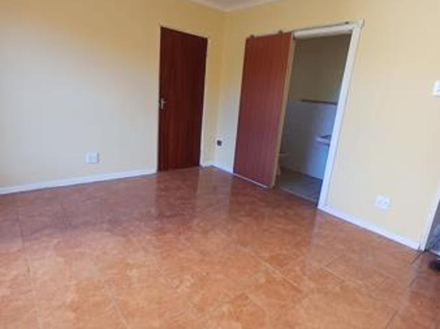 3 Bedroom House in Laurie Dashwood Park
