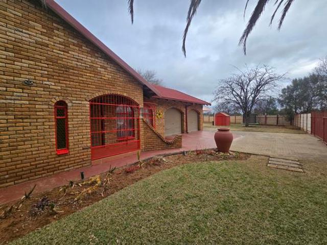 3 Bedroom House in La Hoff