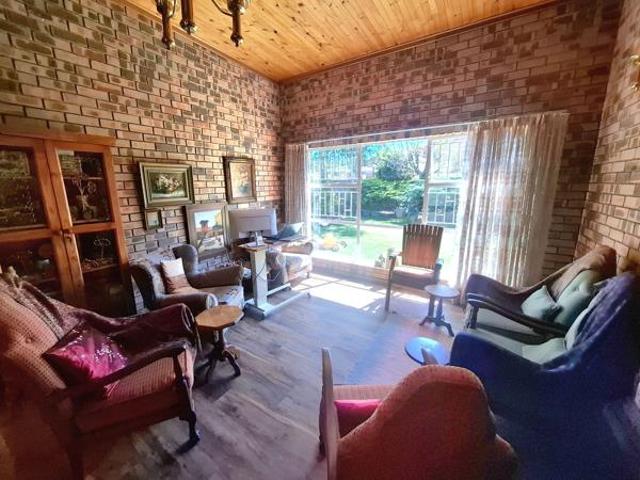 3 Bedroom House in La Provance