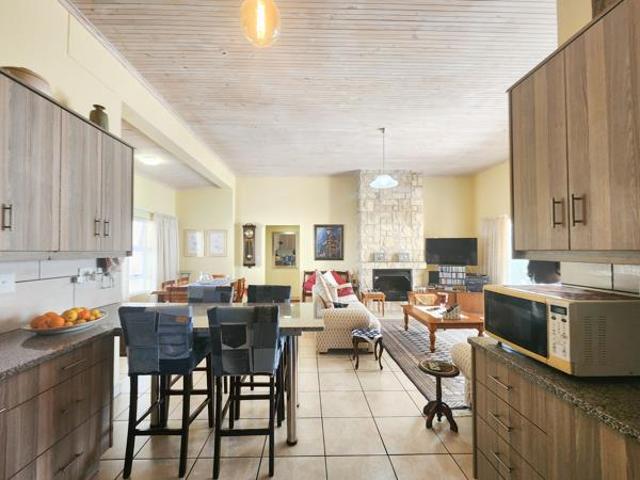 3 Bedroom House in Laguna Sands