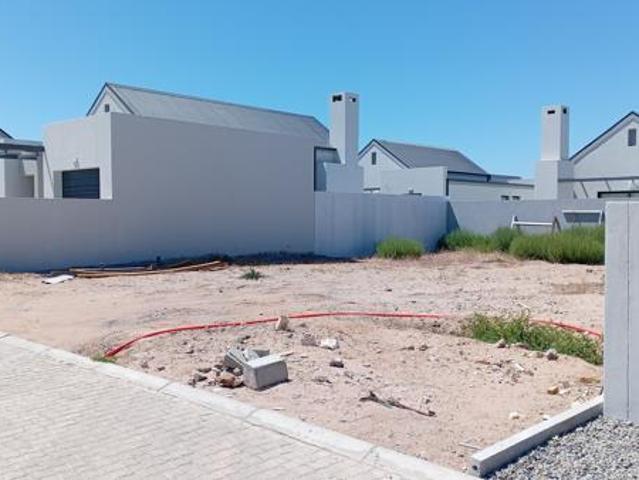 3 Bedroom House in Laguna