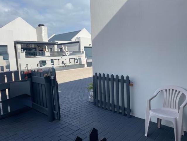 3 Bedroom House in Laguna