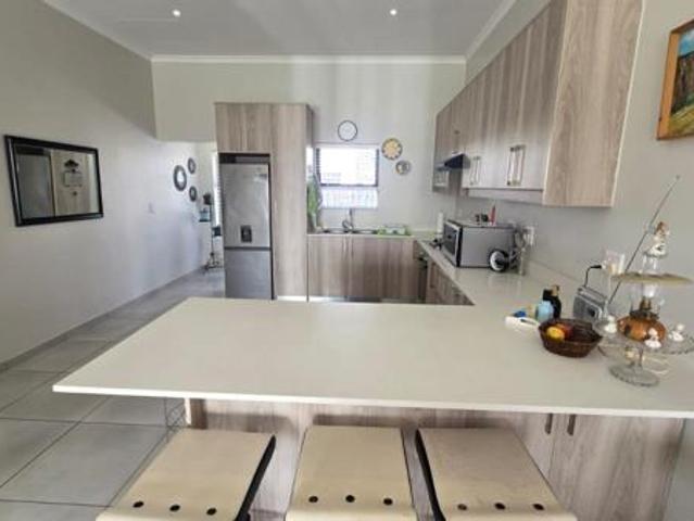 3 Bedroom House in Laguna