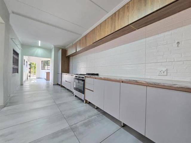 3 Bedroom House in Lakefield
