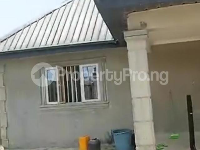 Buy 3 Bedroom Bungalow in Lakowe, Ajah Lagos 6LGCA | PropertyPro Nigeria