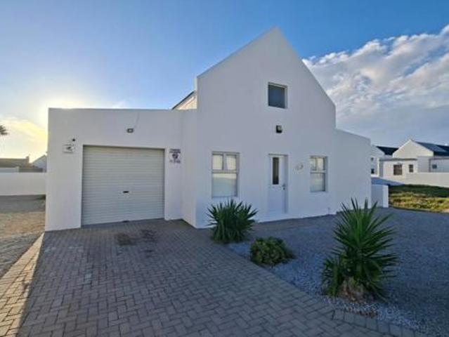 3 Bedroom House in Lampiesbaai