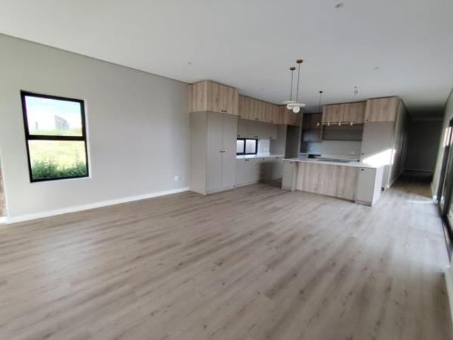 3 Bedroom House in Langebaan Country Estate