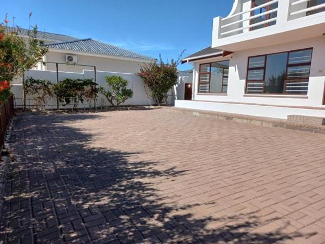 3 Bedroom House in Langebaan Country Estate