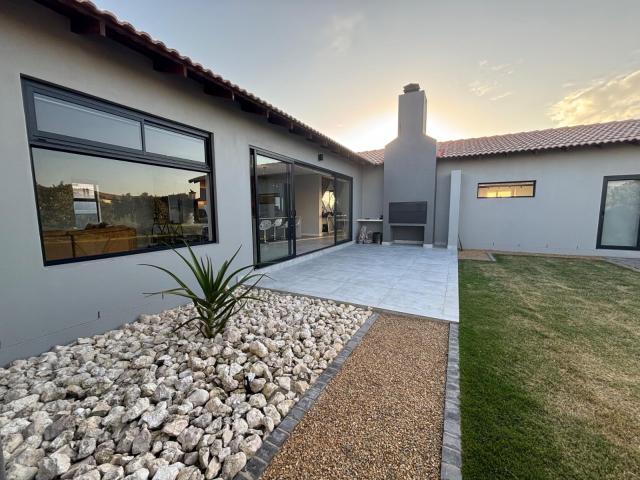 3 Bedroom House in Langebaan Country Estate