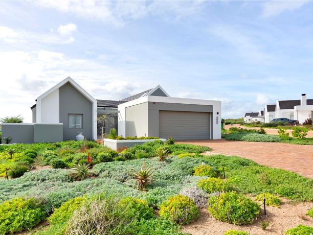 3 Bedroom House in Langebaan Country Estate