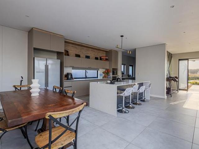 3 Bedroom House in Langebaan Country Estate