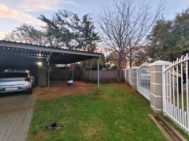 3 Bedroom House in Langenhoven Park