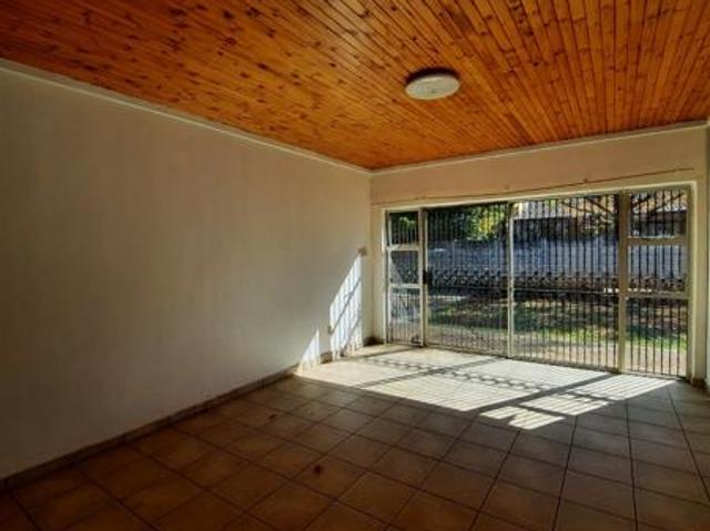 3 Bedroom House in Langenhoven Park