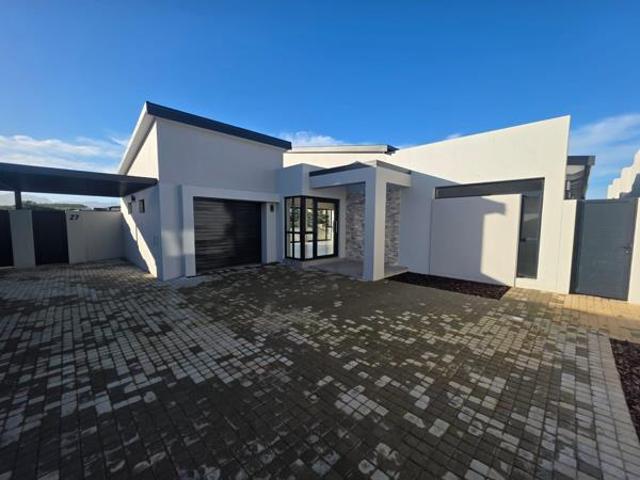 3 Bedroom House in Le Grand George Golf Estate