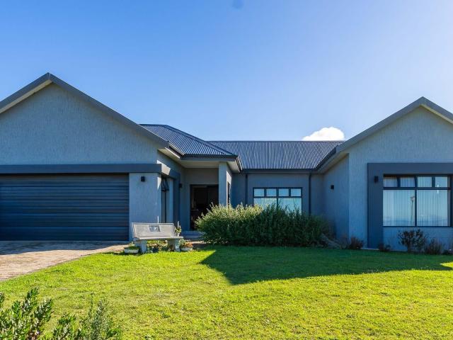 3 Bedroom House in Le Grand Estate