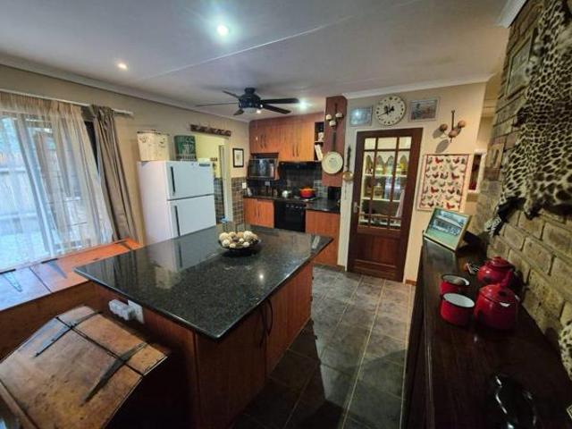 3 Bedroom House in Leeupoort