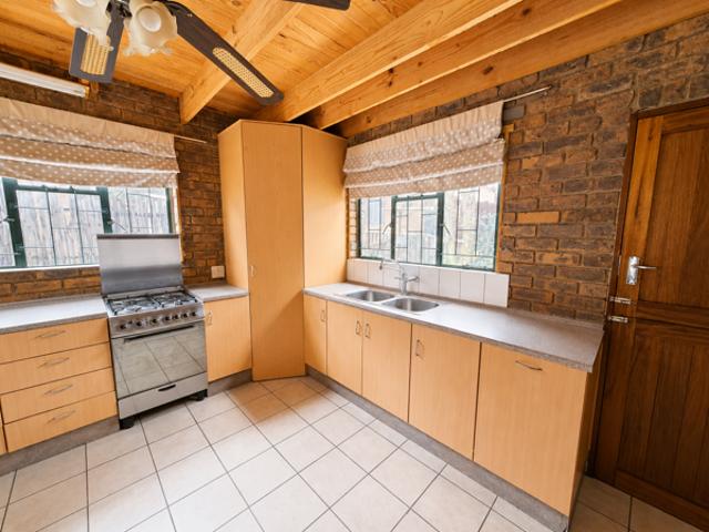 3 Bedroom House in Leeupoort