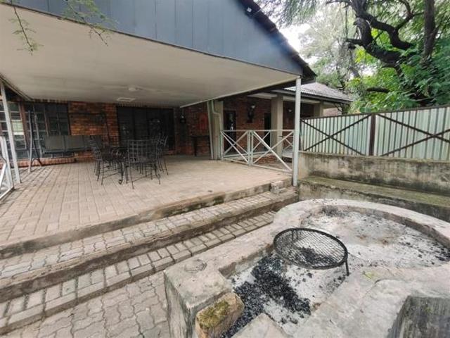 3 Bedroom House in Leeupoort