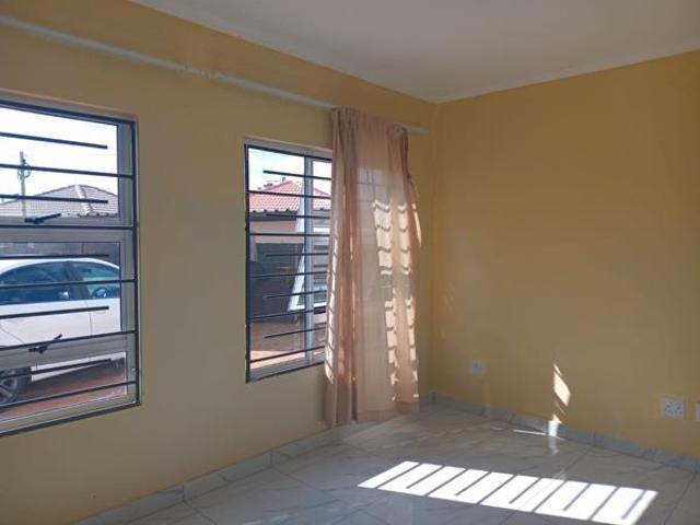 3 Bedroom House in Lehae