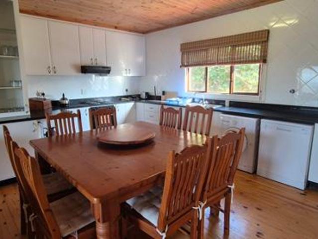3 Bedroom House in Leisure Bay