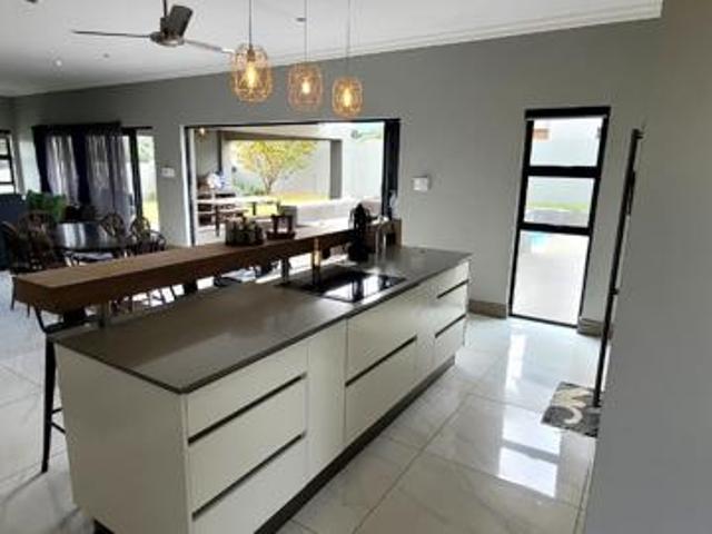 3 Bedroom House in Leloko